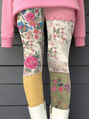 Women's Retro Breast Cancer Floral Art Leggings